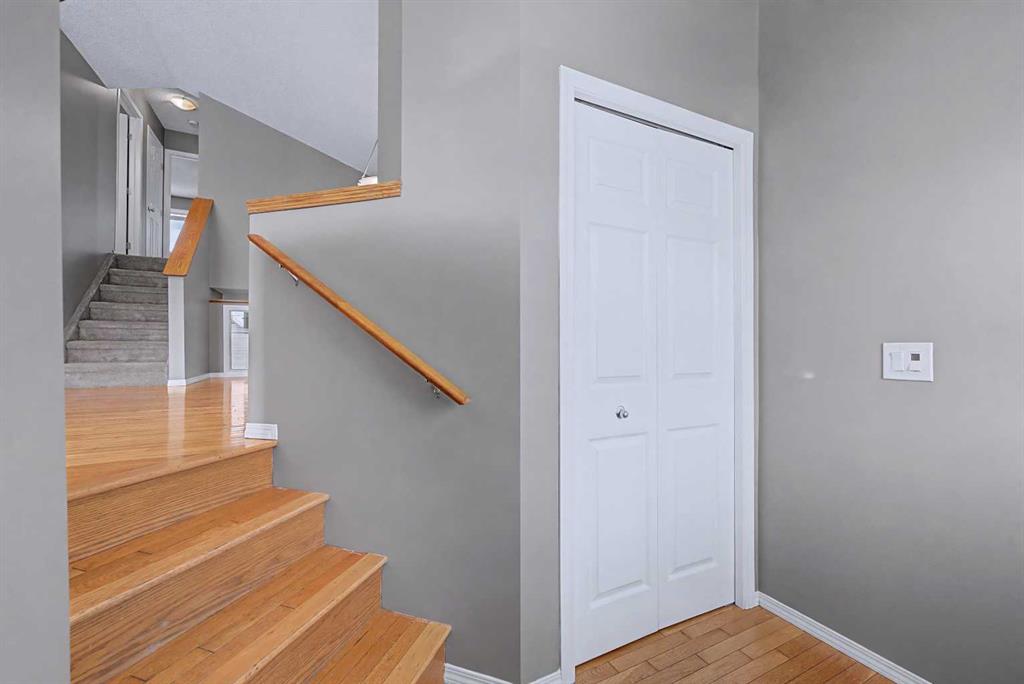 Picture for 522 Evermeadow Road SW