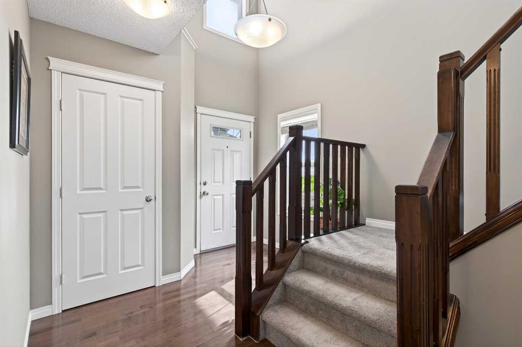 Picture for 186 Covecreek Place NE