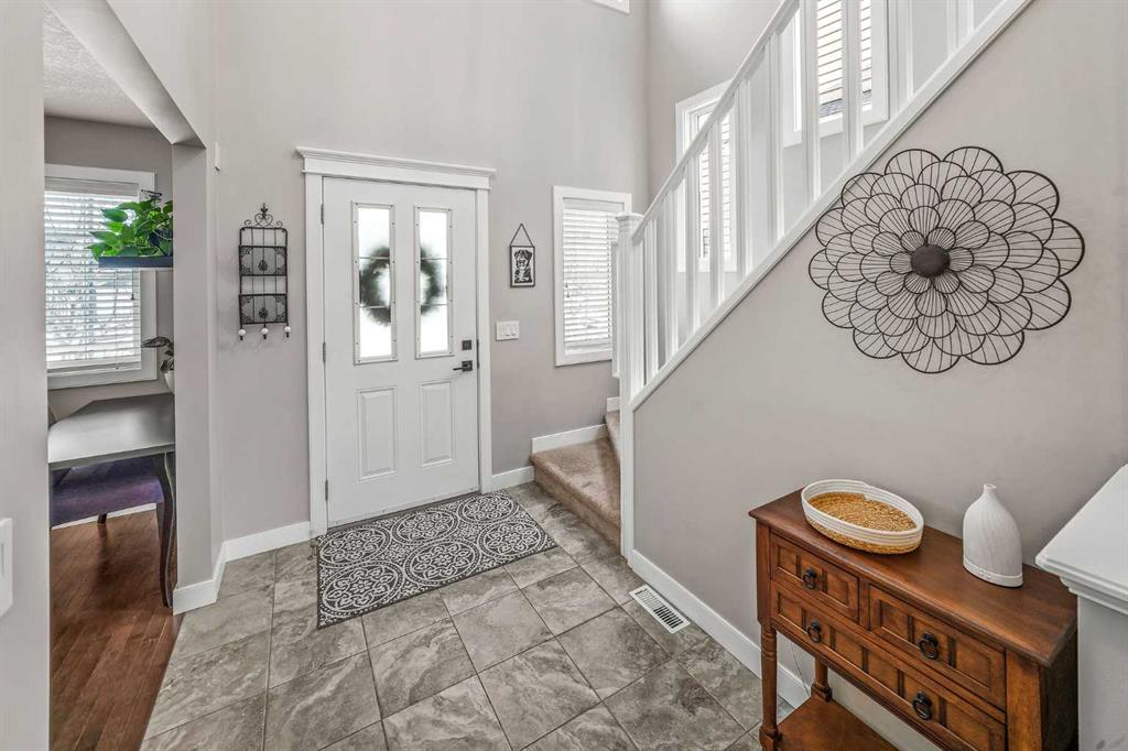 Picture for 26 Ravenswynd Rise SE