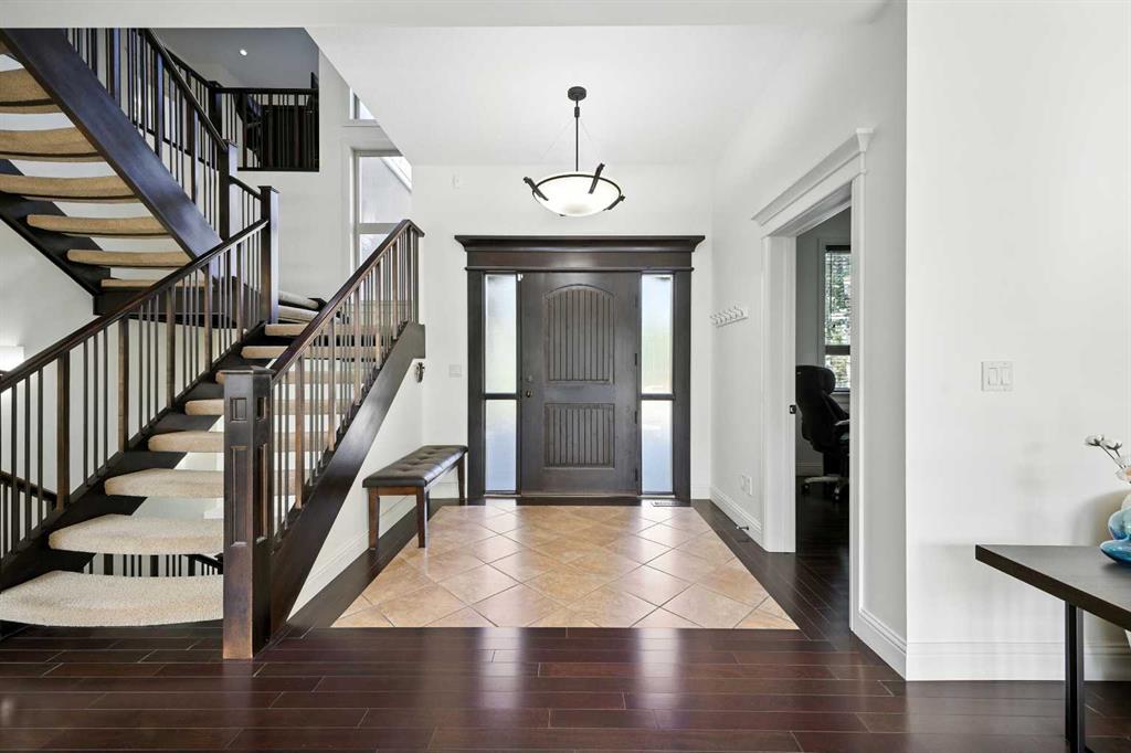 Picture for 62 Posthill Drive SW