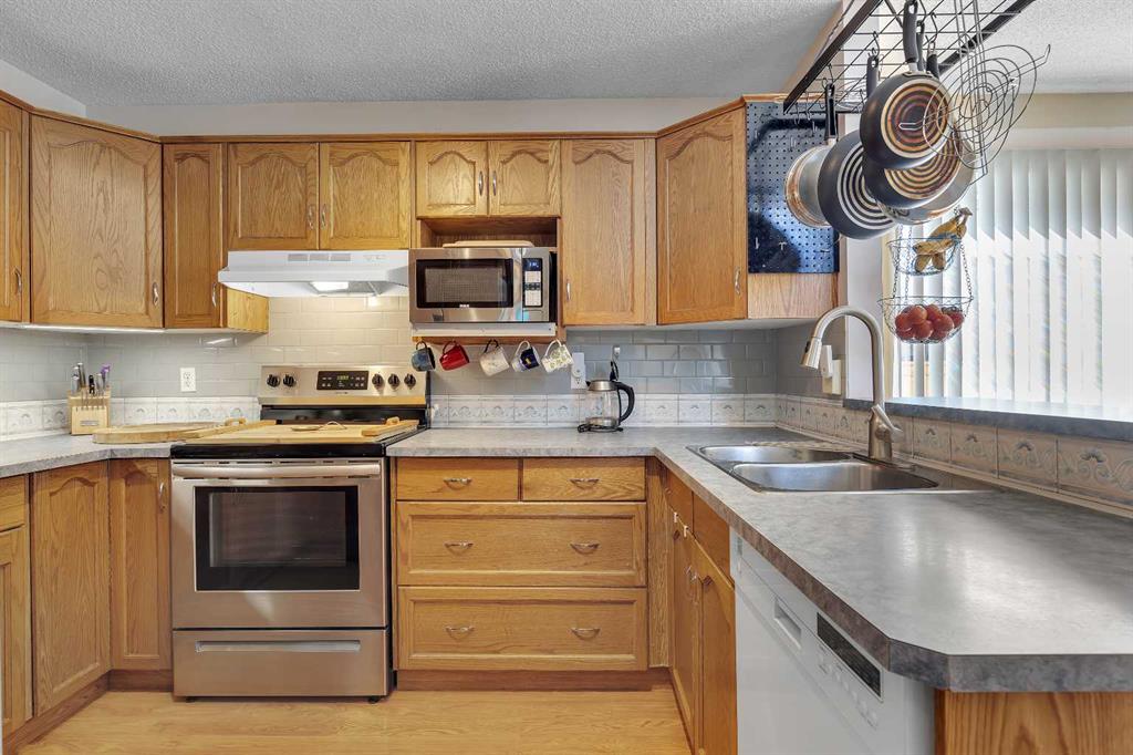 Picture for 6 Covewood Park NE