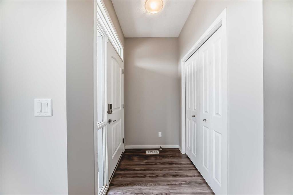 Picture for 18 Willow Crescent 