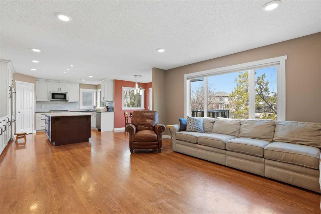 Picture for 444 Douglas Glen Close SE