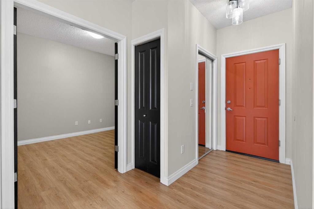 Picture for 2327, 1010 Arbour Lake Road NW