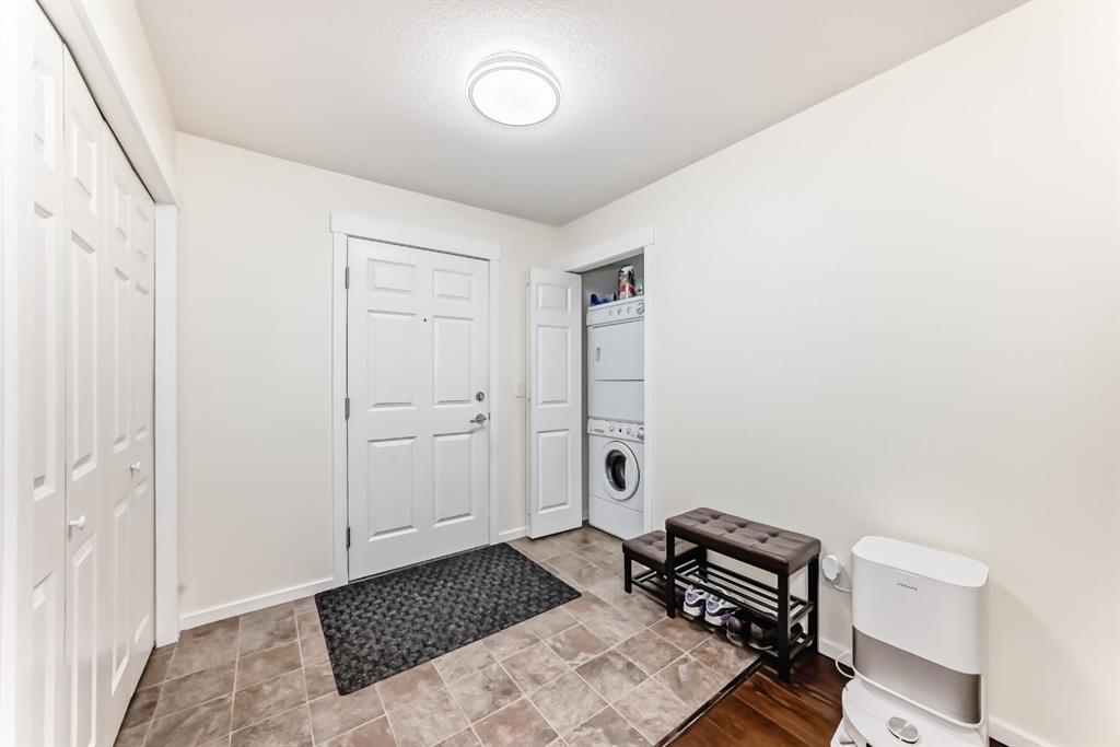 Picture for 1206, 279 Copperpond Common SE