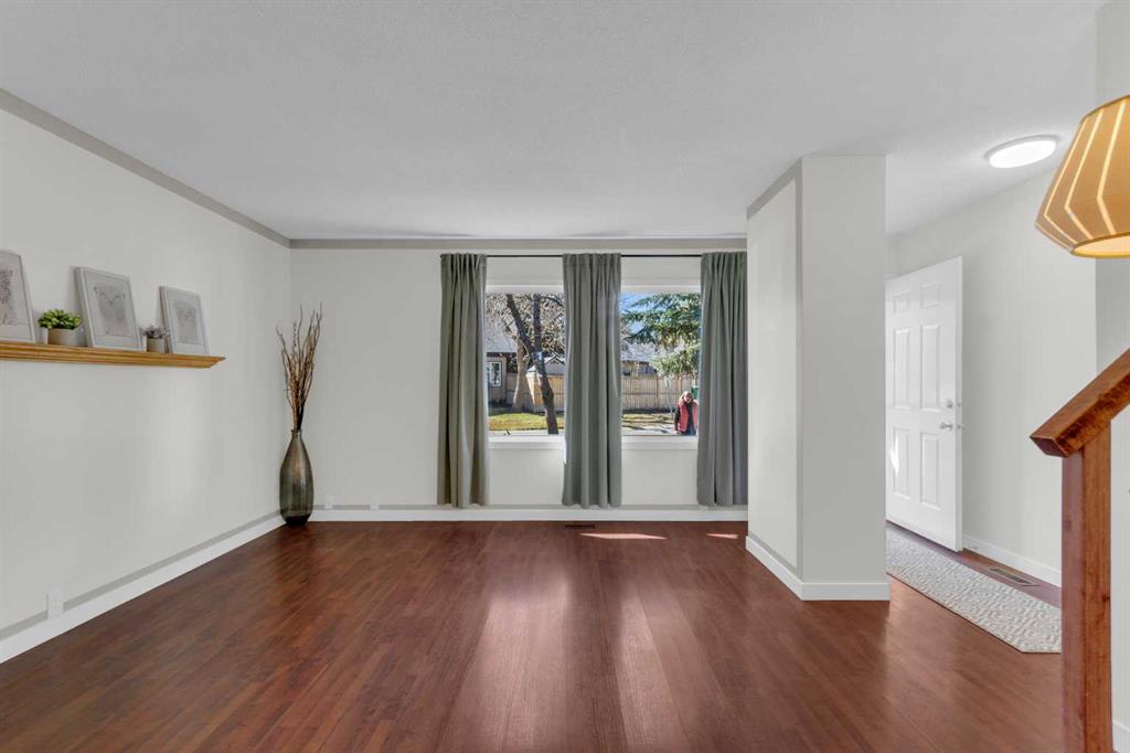 Picture for 34, 630 Sabrina Road SW