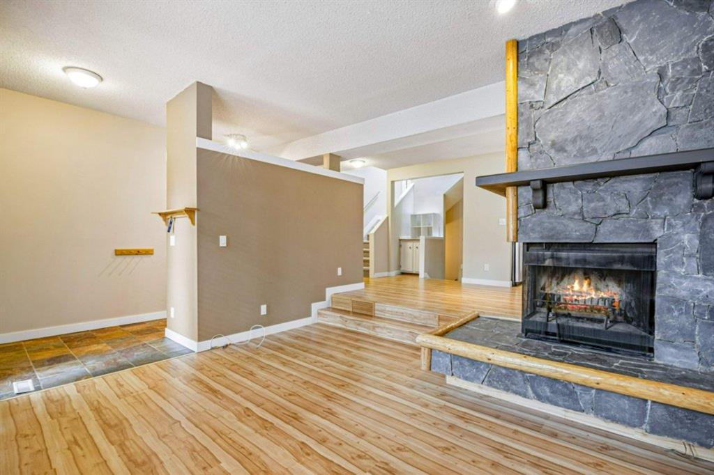 Picture for 2, 833 5th Street 