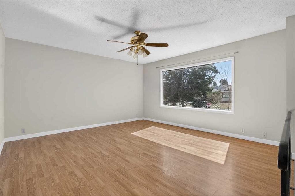 Picture for 900 Abbeydale Drive NE