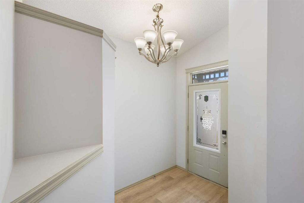 Picture for 252 Prestwick Heights SE