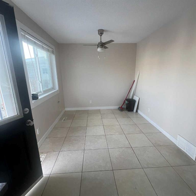 Picture for 140 martindale Boulevard NE