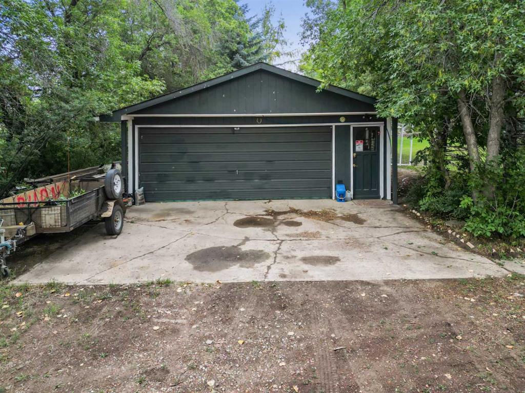 Picture for 261017 Range Road 244  