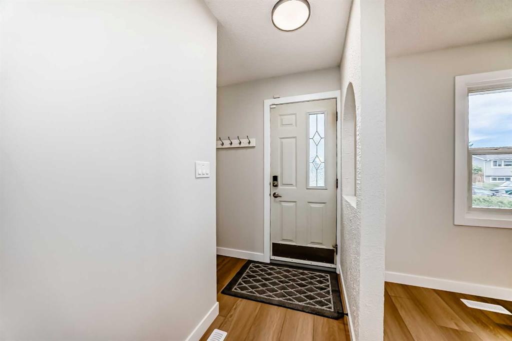 Picture for 4607 Marwood Way NE