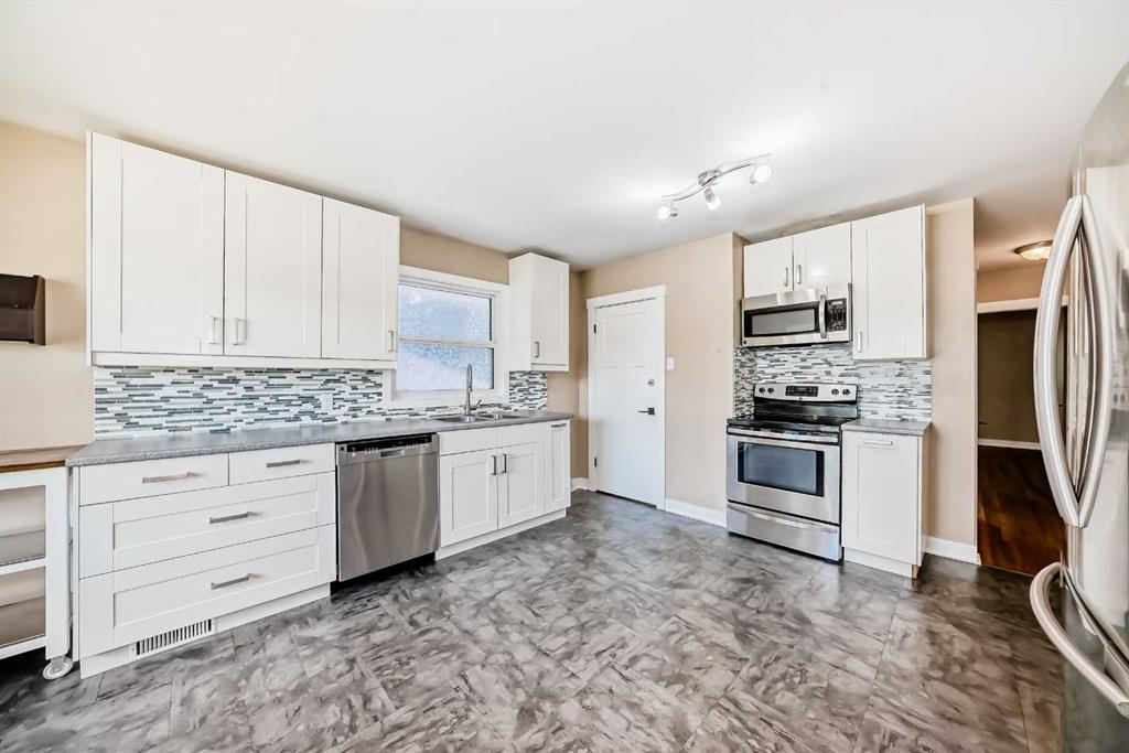 Picture for 3708A Spruce Drive SW