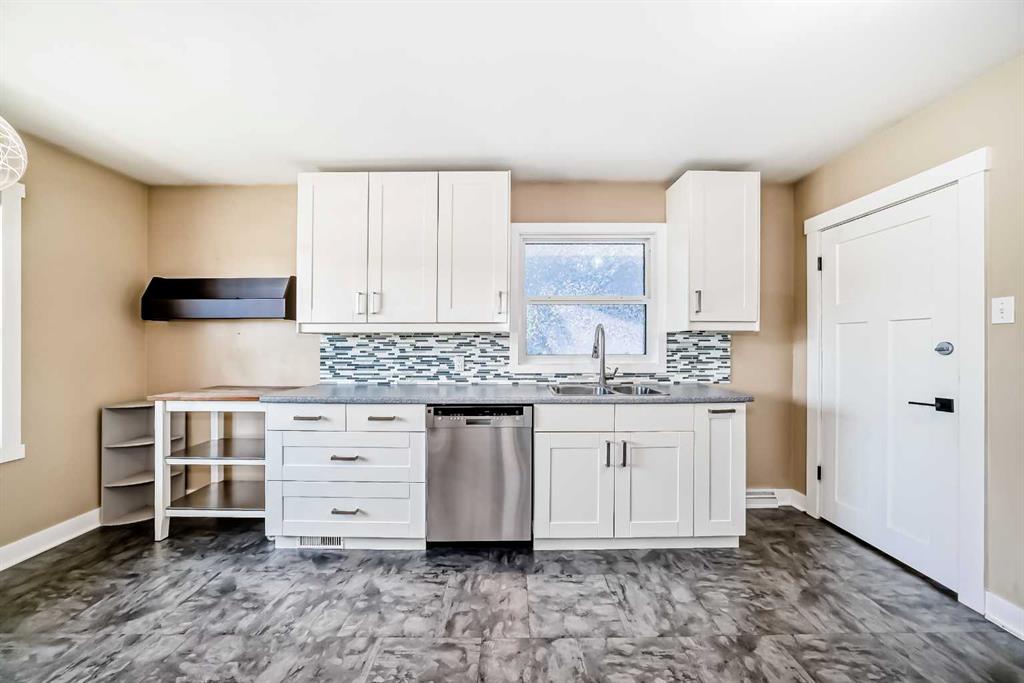 Picture for 3708A Spruce Drive SW