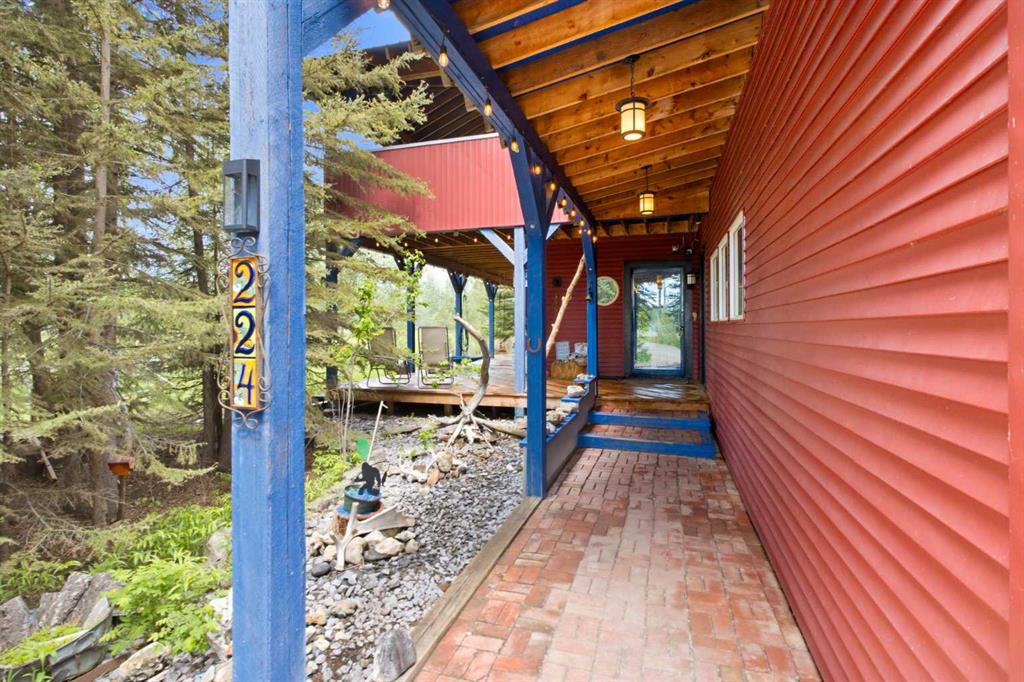 Picture for 224 7 Street NE