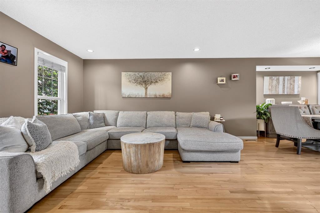 Picture for 232 Silverado Range Close SW