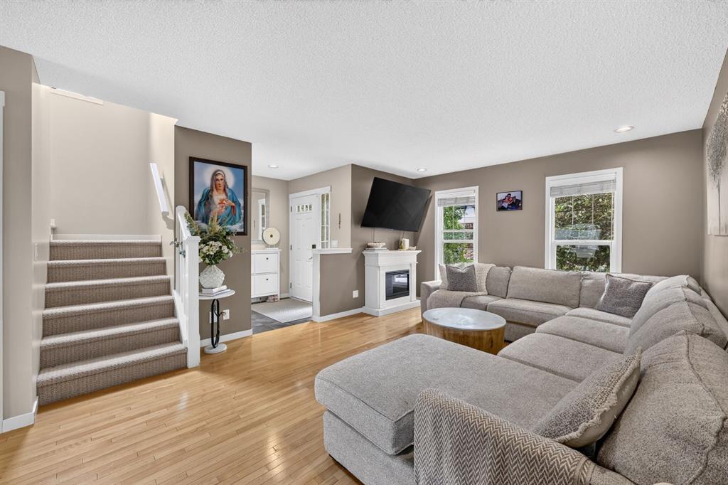 Picture for 232 Silverado Range Close SW
