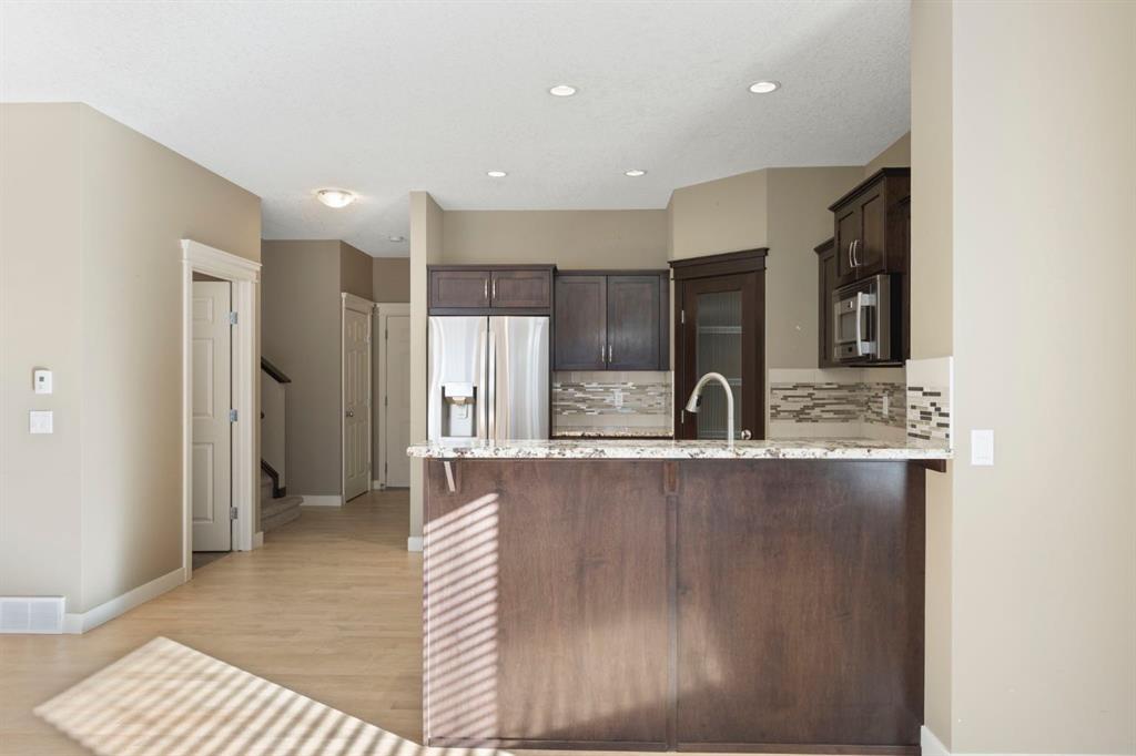 Picture for 328 Silverado Plains Circle SW https://www.cirrealty.ca/reb/creb/34/A2266534_12.jpg
