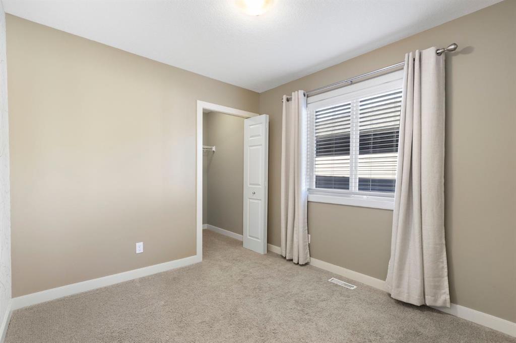 Picture for 328 Silverado Plains Circle SW https://www.cirrealty.ca/reb/creb/34/A2266534_22.jpg