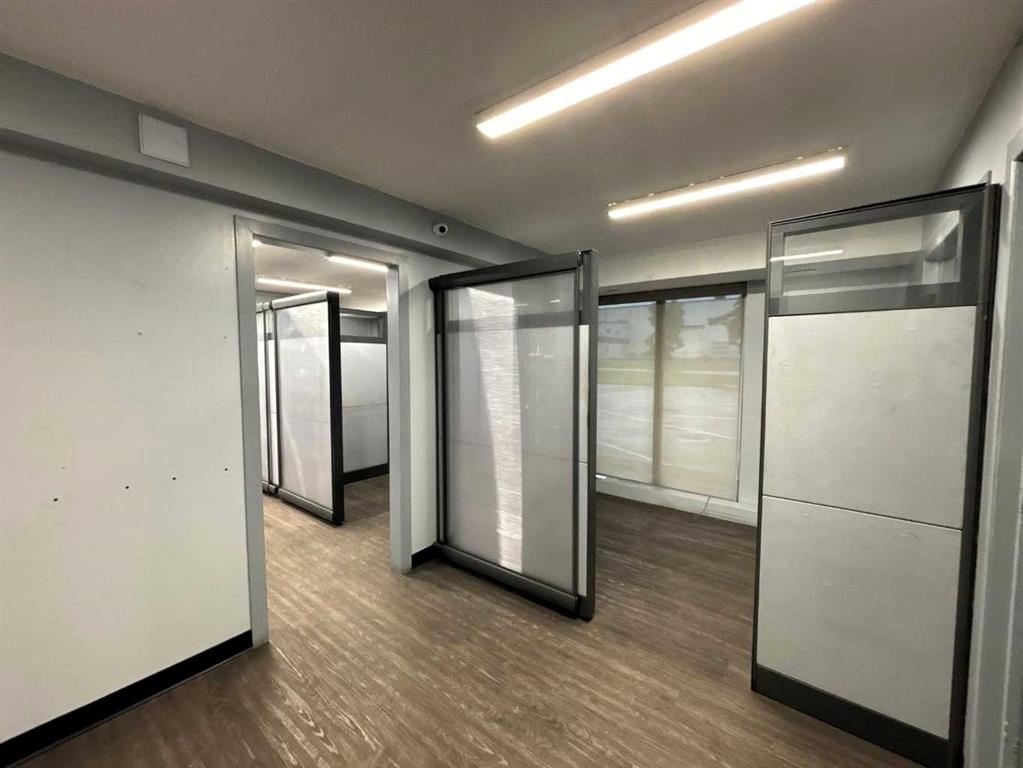 Picture for 29/30, 5225 6 Street NE