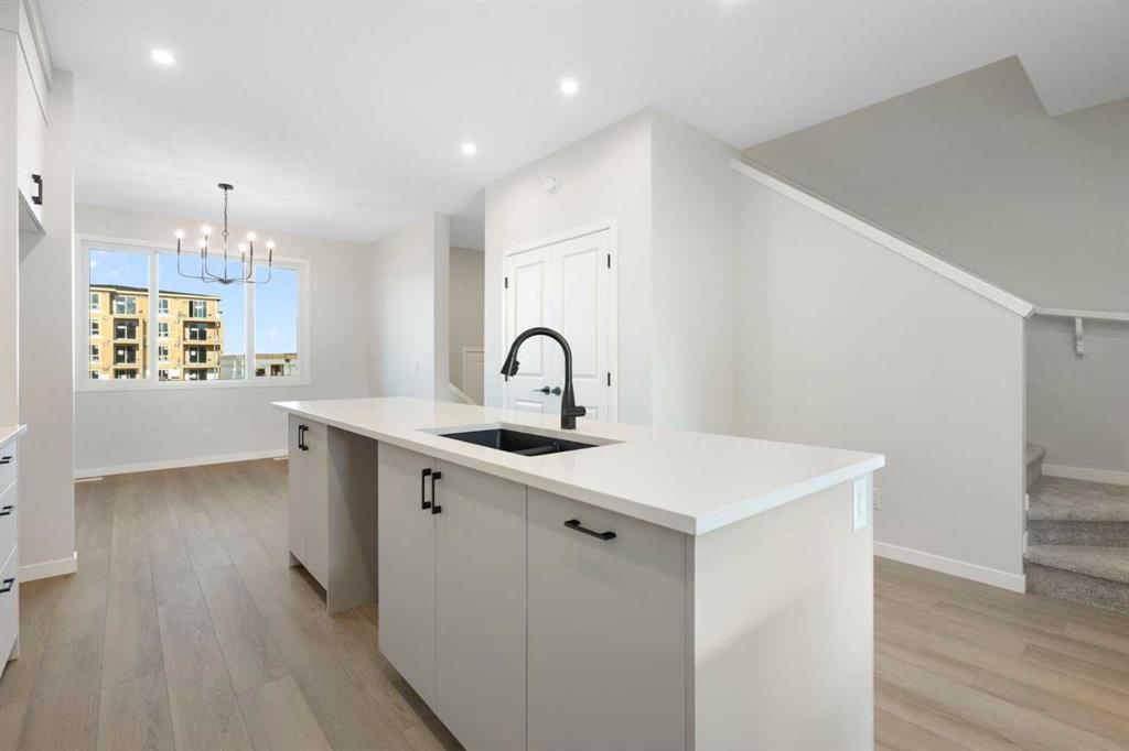 Picture for 13 Creekview Manor SW