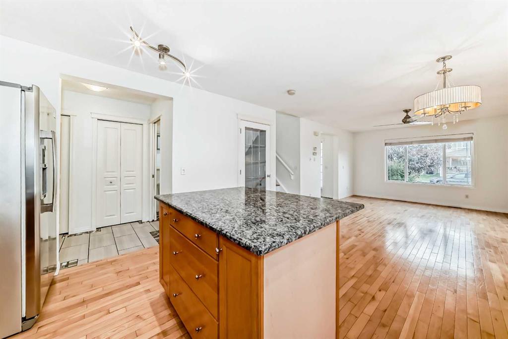 Picture for 112 Sagewood Grove SW