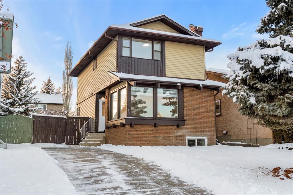 Picture for 111 Macewan Glen Close NW