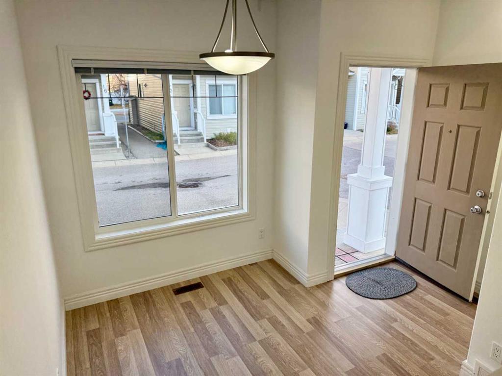 Picture for 17 Bridleridge Manor SW