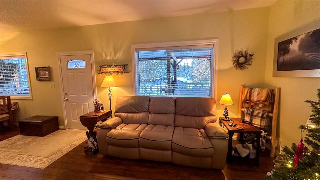 Picture for 169, 5227 Township Road 320  