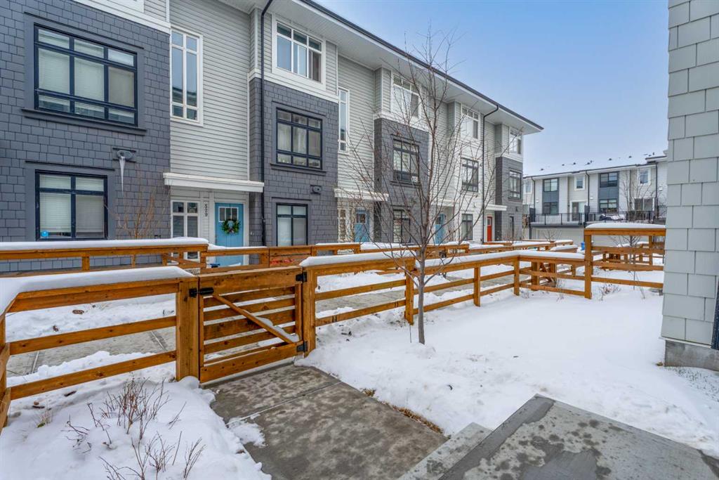 Picture for 528, 857 BELMONT Drive SW