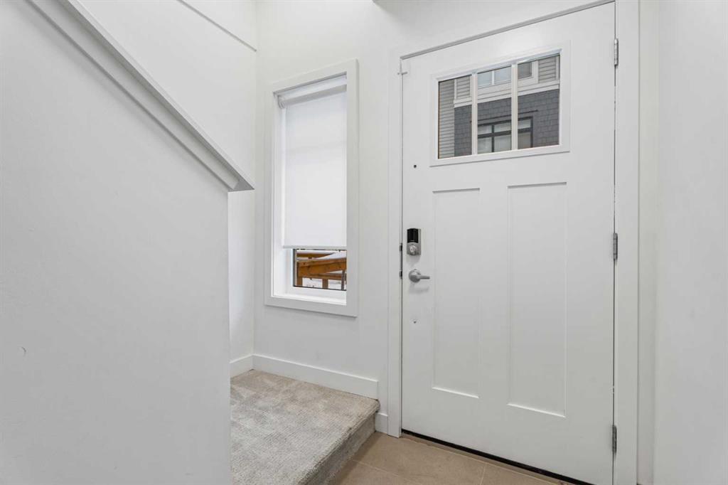 Picture for 528, 857 BELMONT Drive SW