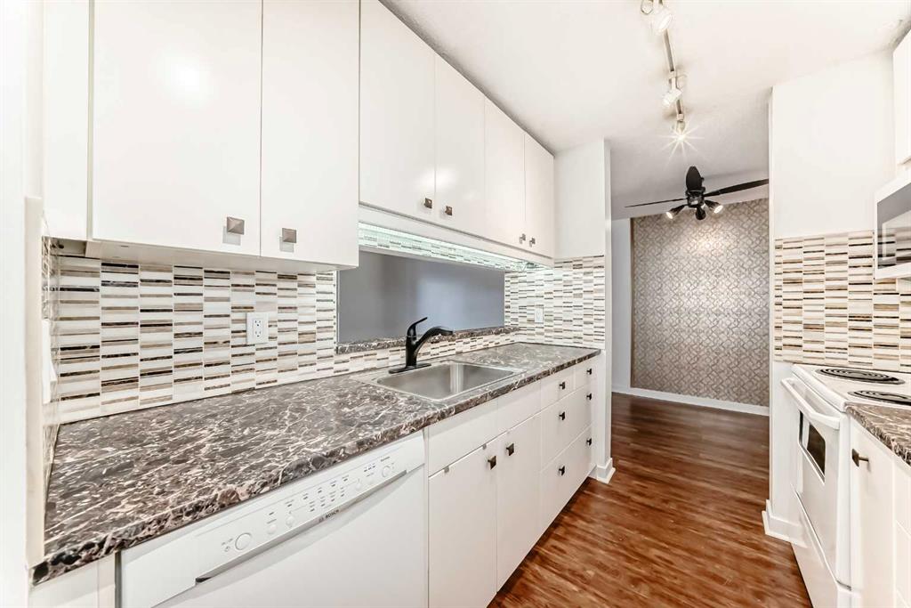 Picture for 208, 20 Dover Point SE