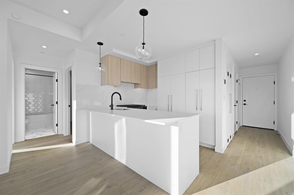 Picture for 701, 8375 Broadcast Avenue SW