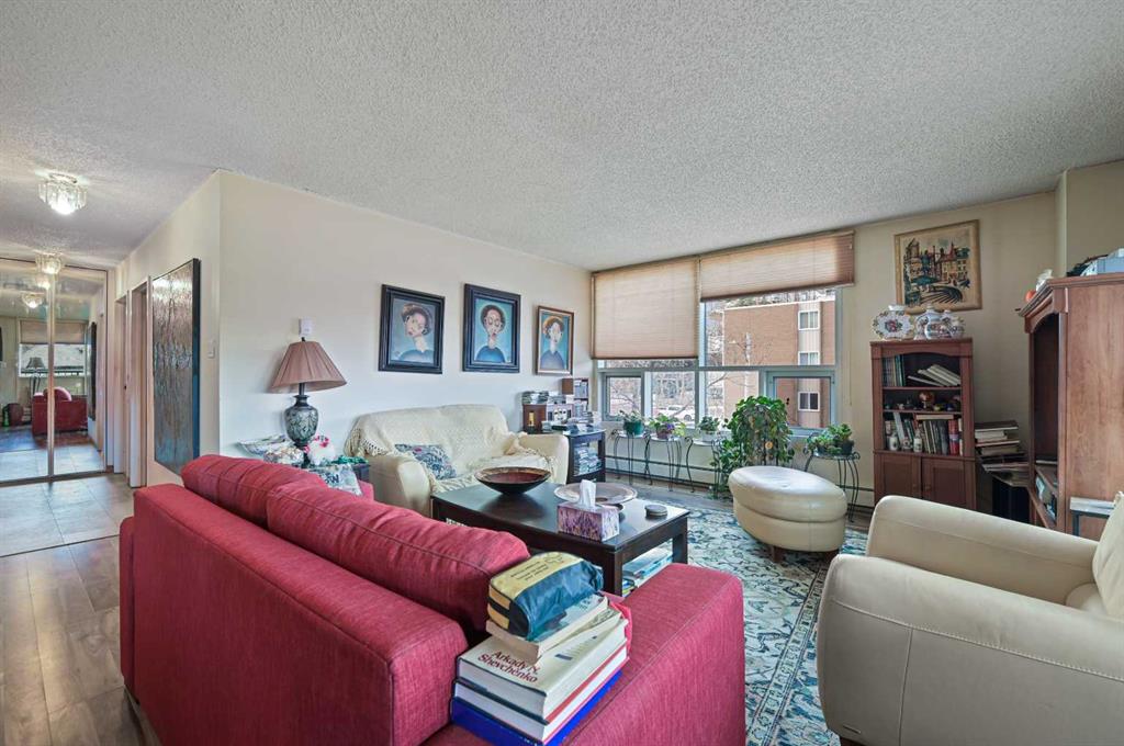 Picture for 2A, 133 25 Avenue SW