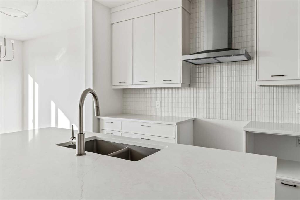 Picture for 54 Lucas Place NW