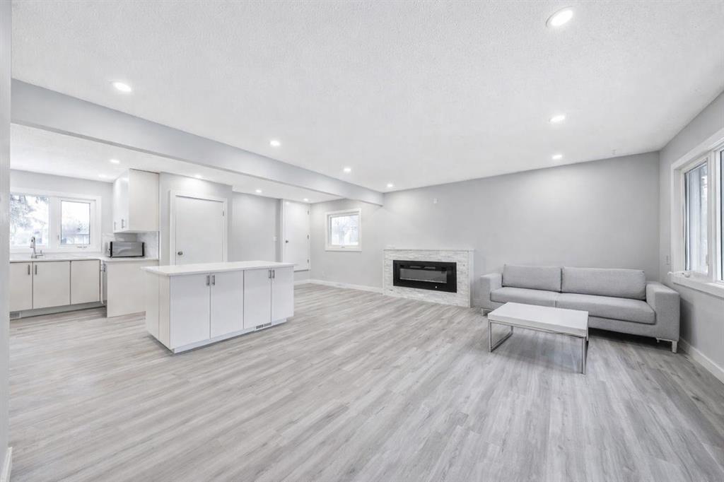 Picture for 60 Fawn Crescent SE