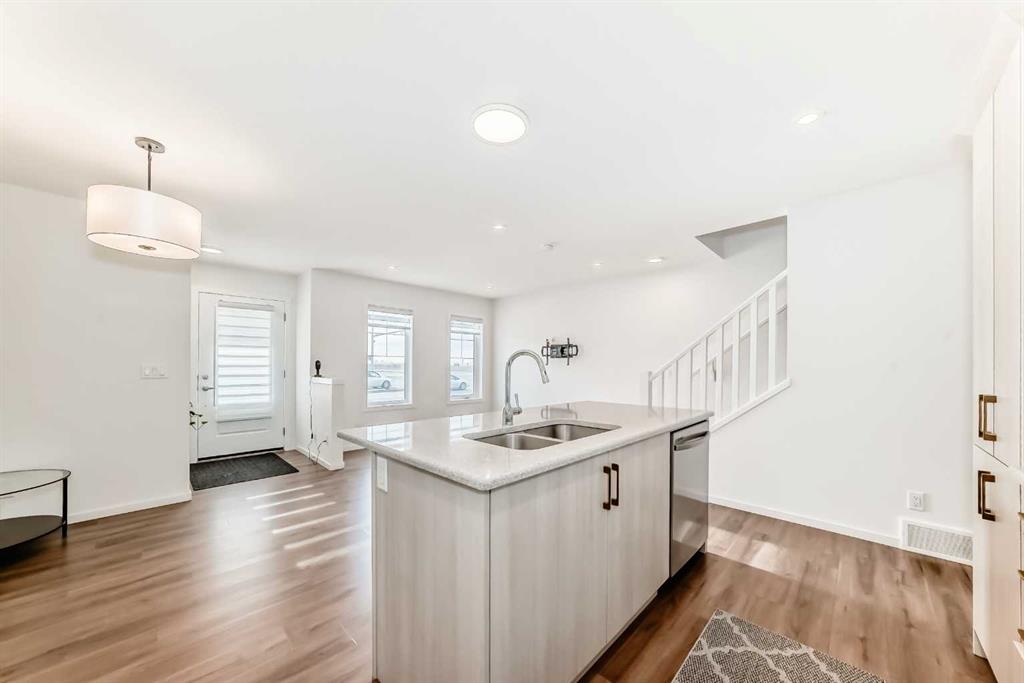 Picture for 8 Cityscape Boulevard NE