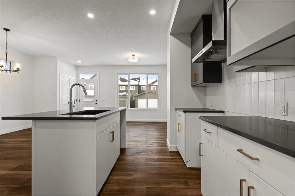 Picture for 503 Lawthorn Way SE