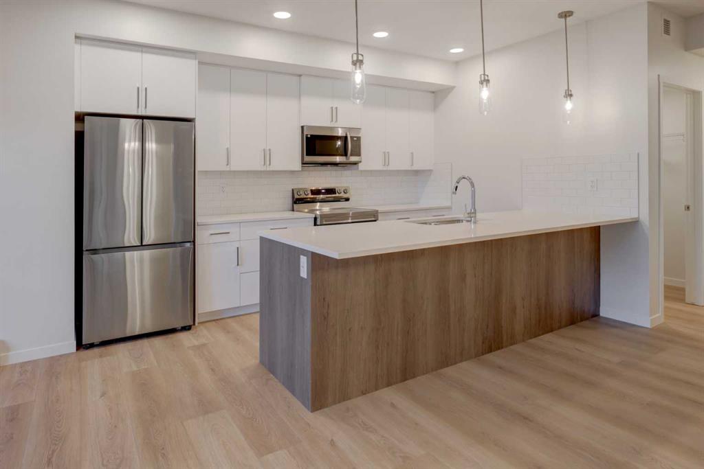 Picture for 118, 245 Edith Place NW