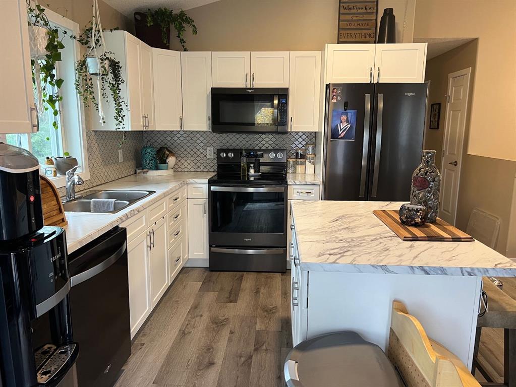 Picture for 4819 17 Avenue 