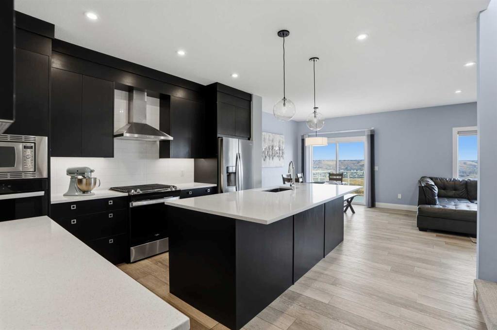 Picture for 246 Walcrest View SE