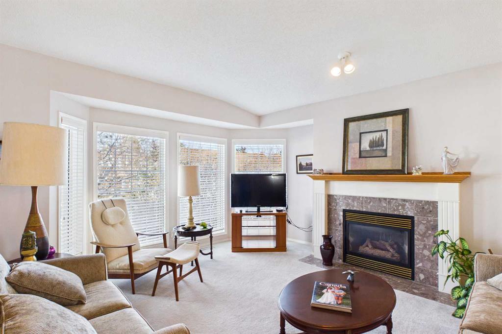 Picture for 76 Christie Gardens SW