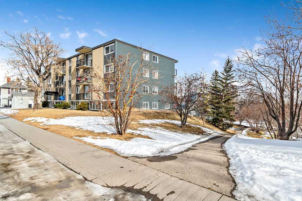 Picture for 402, 2220 16A Street W