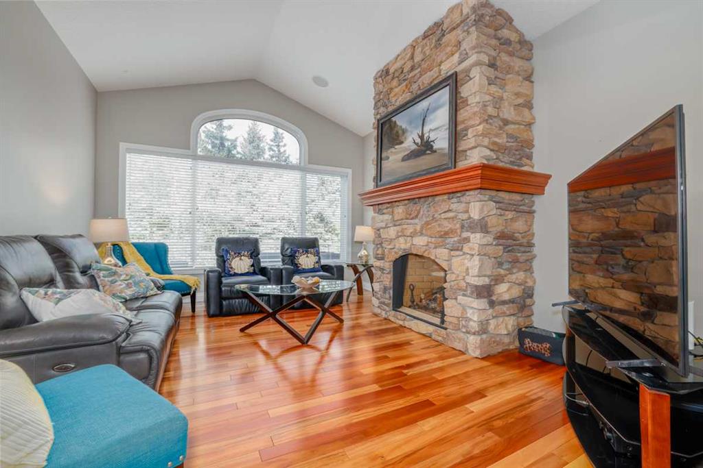 Picture for 462 Crystal Green Manor 