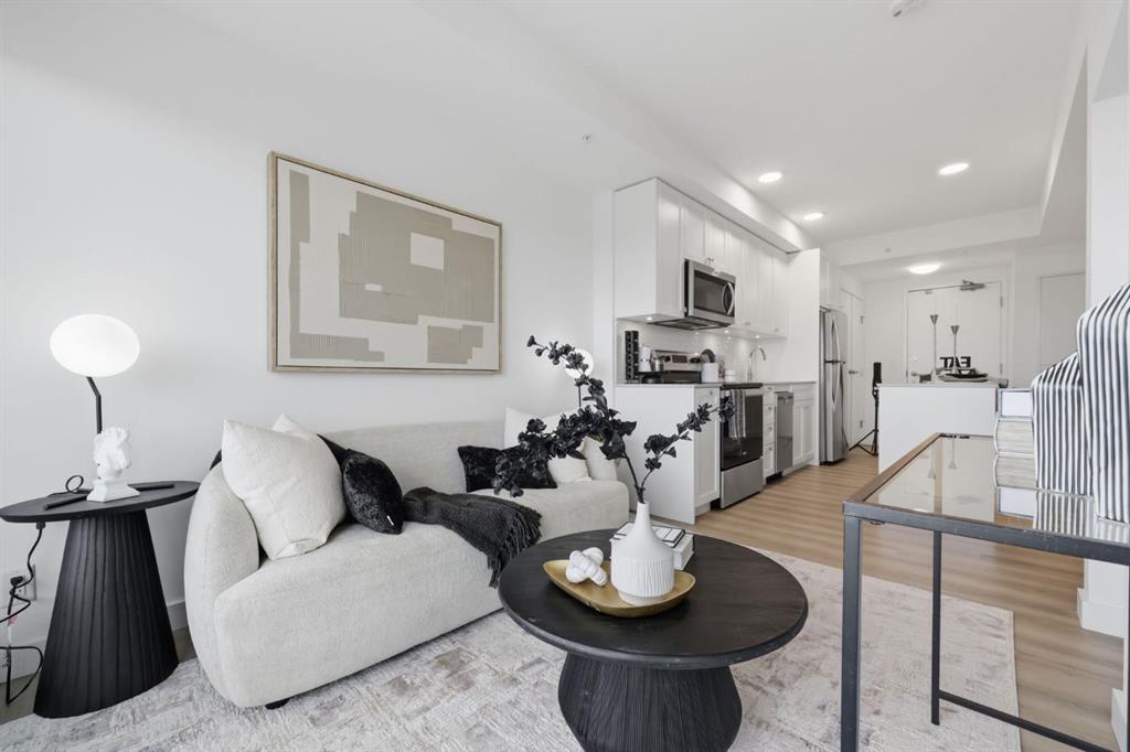 Picture for 1214, 123 4 Street NE