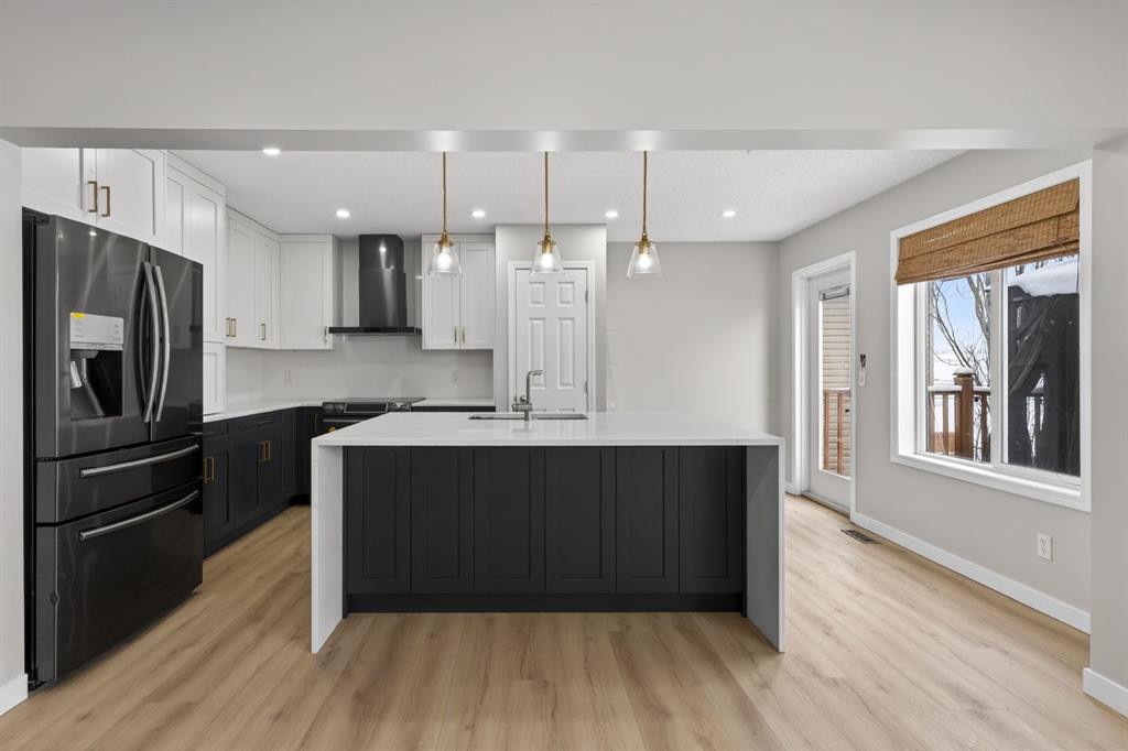 Picture for 31 Bridlecrest Street SW