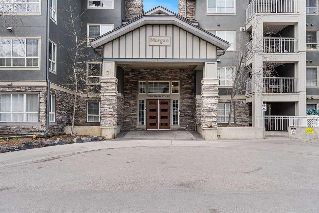 Picture for 113, 35 Richard Court SW