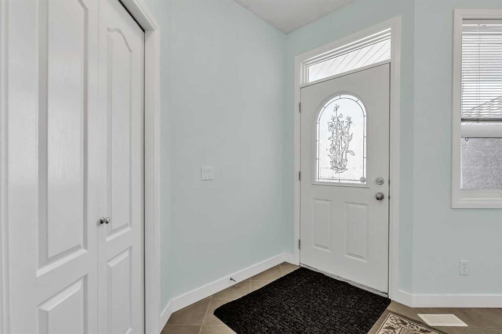 Picture for 34 Royal Manor NW