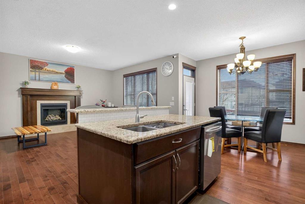 Picture for 239 Cranarch Landing SE