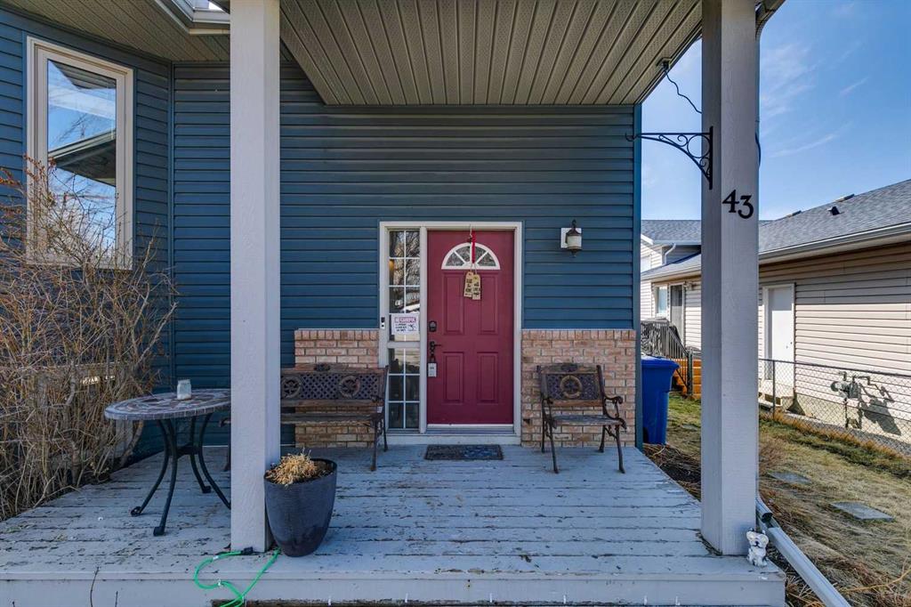 Picture for 43 Elizabeth Way SE